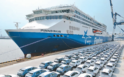 中国船舶制造业正乘风远航